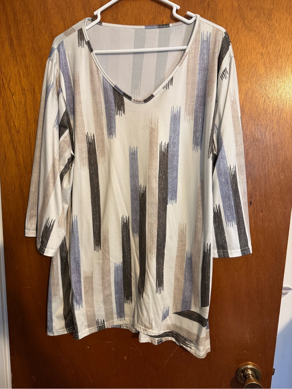V-Neck Long Sleeve Women's Tunic Top in Cream with Neutral Brushstroke Print